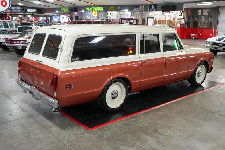 1969 Chevrolet Suburban