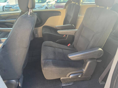 2016 Dodge Grand Caravan SXT Plus