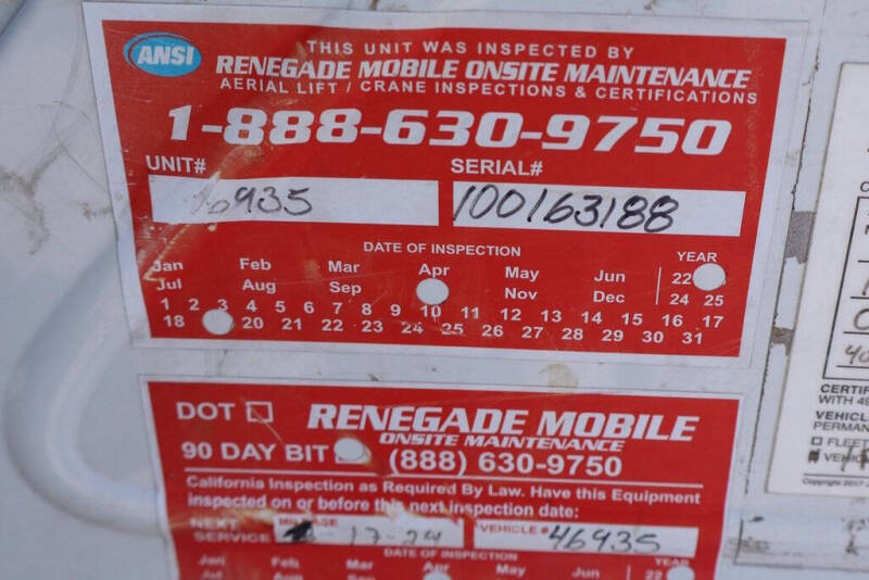 2013 Freightliner M2 112