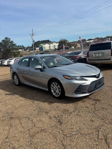 2023 Toyota Camry LE