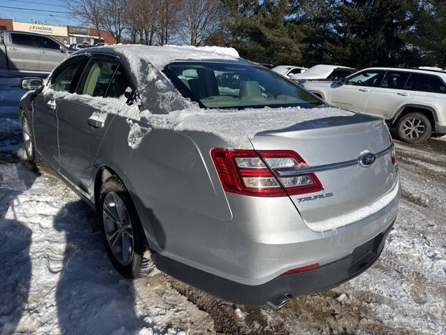 2014 Ford Taurus SEL