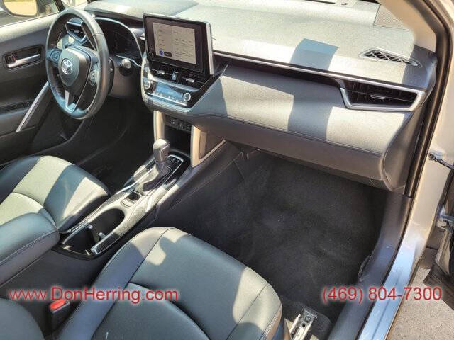 2023 Toyota Corolla Cross XLE