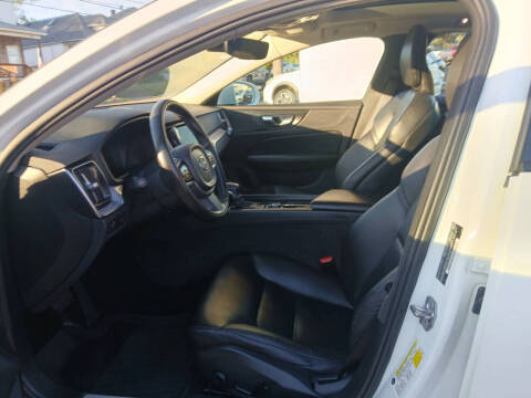 2019 Volvo S60 T6 Momentum