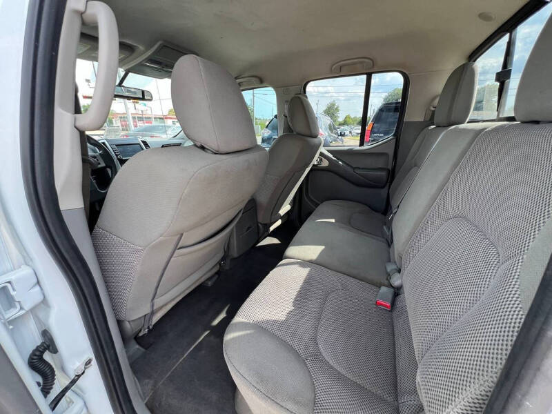 2019 Nissan Frontier SV