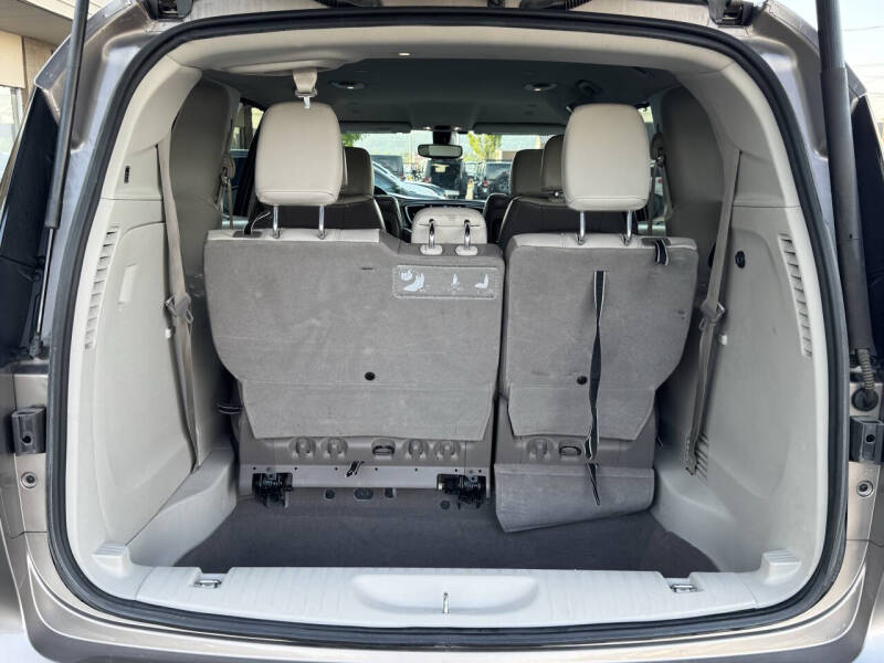 2018 Chrysler Pacifica Touring L Plus