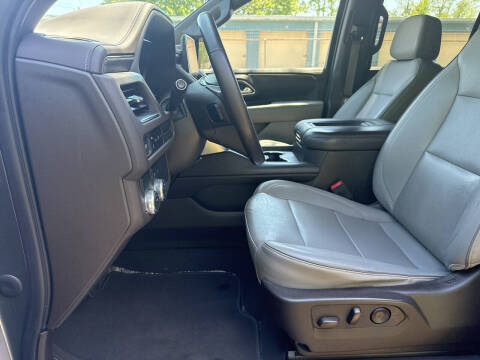 2022 GMC Yukon SLT