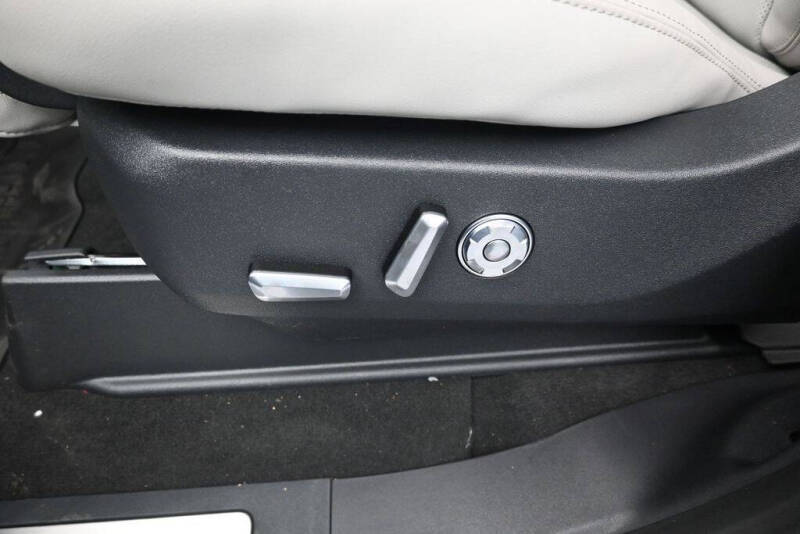 2026 Lincoln Navigator L Premiere