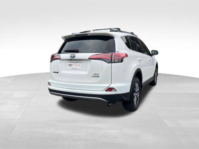 2018 Toyota RAV4 Hybrid XLE