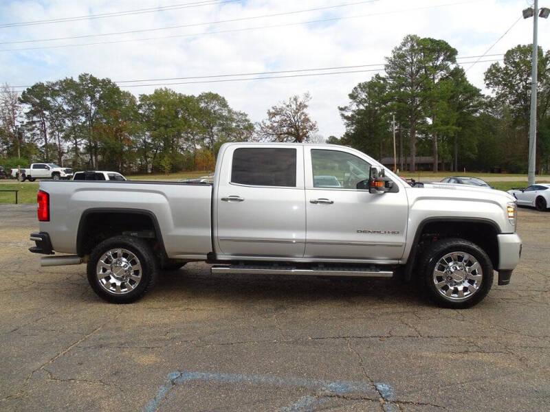 2017 GMC Sierra 2500HD Denali