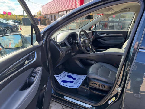 2020 Buick Enclave Essence