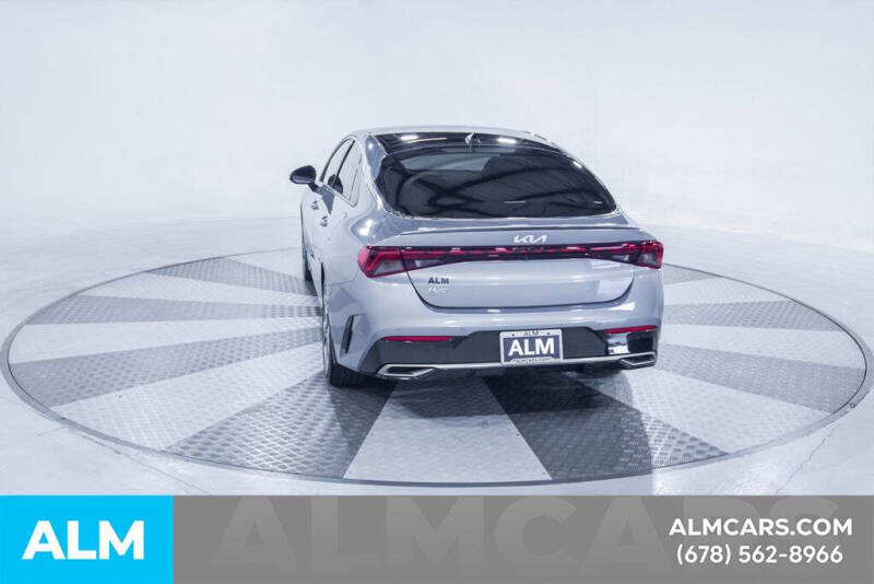 2022 Kia K5 EX