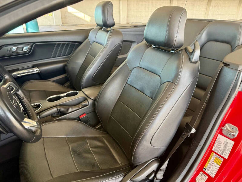 2017 Ford Mustang EcoBoost Premium