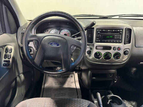 2003 Ford Escape XLT Popular 2