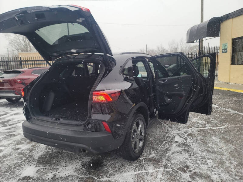 2025 Ford Escape ST-Line