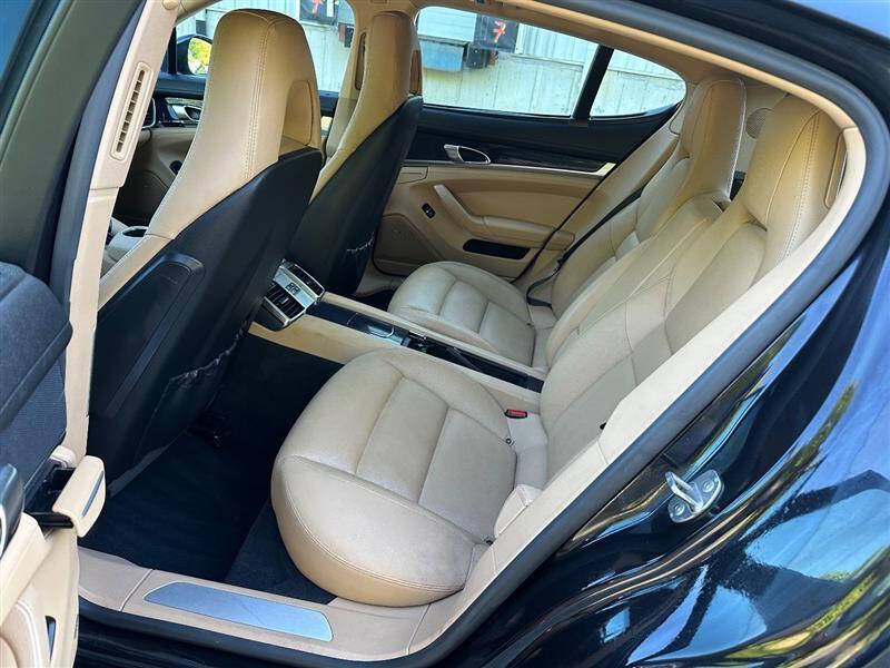2013 Porsche Panamera