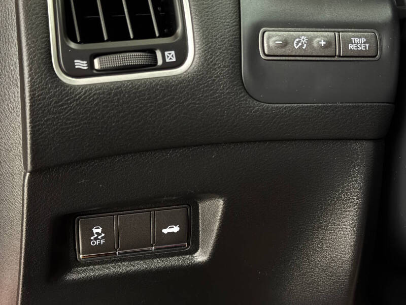 2017 Infiniti Q60 Red Sport 400