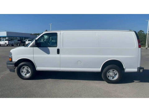 2023 Chevrolet Express 2500