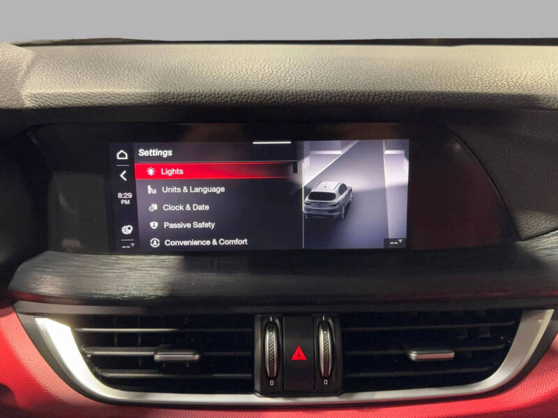 2020 Alfa Romeo Stelvio Sport