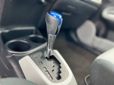 2014 Toyota Prius c Three