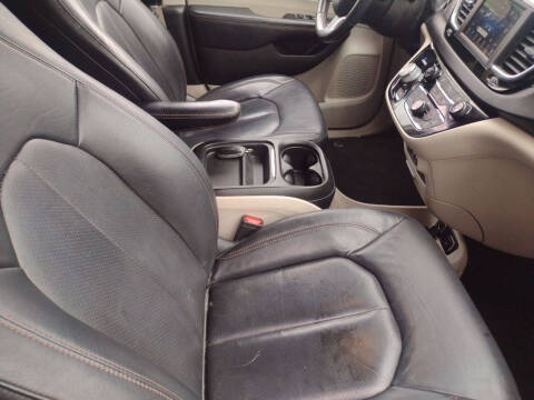 2020 Chrysler Pacifica Touring L