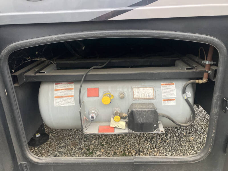 2022 Freightliner S2RV Chassis