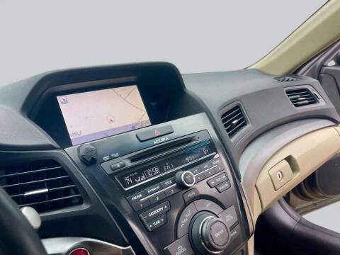 2014 Acura ILX 2.0L w/Tech