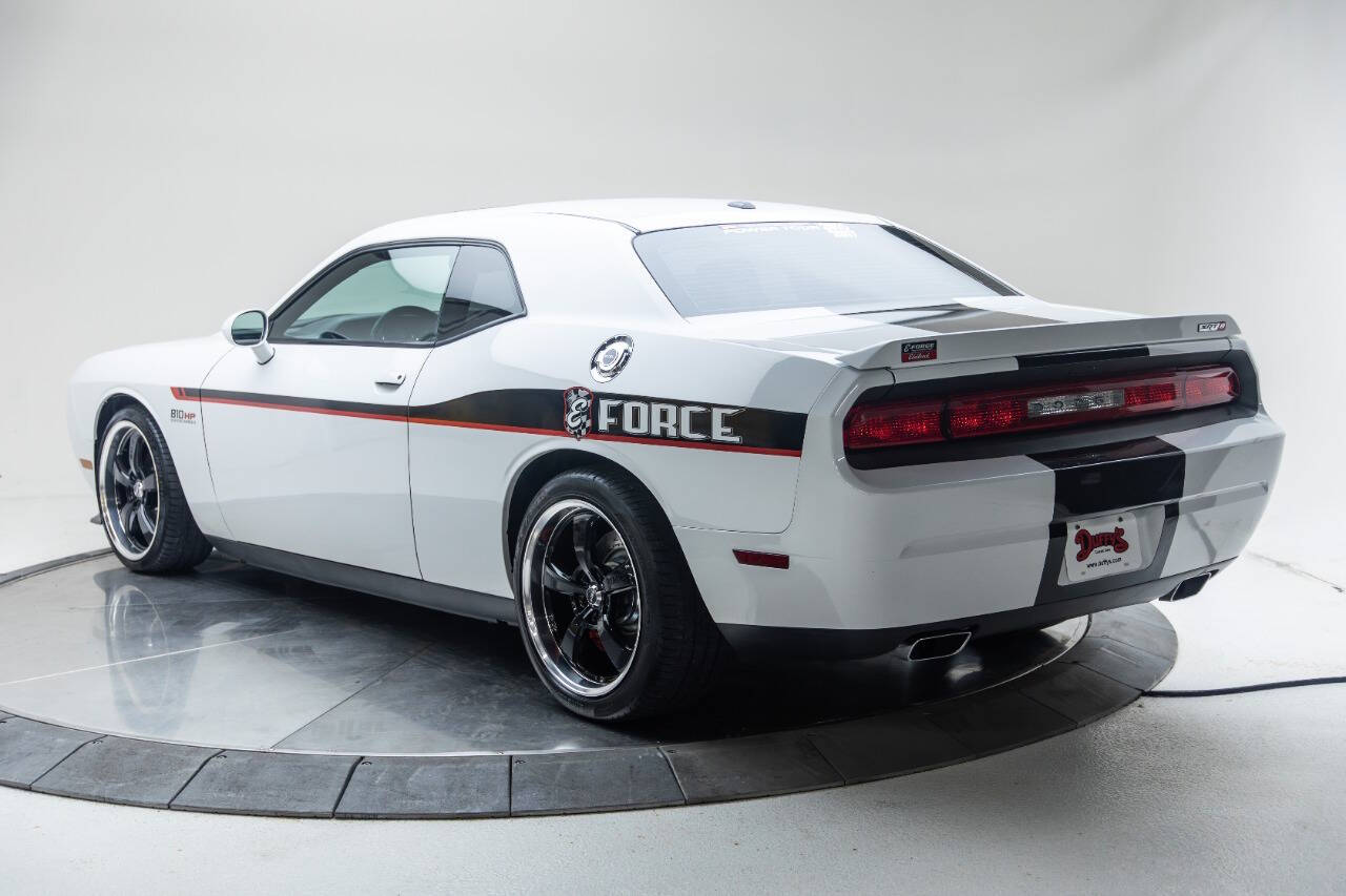 2012 Dodge Challenger 18