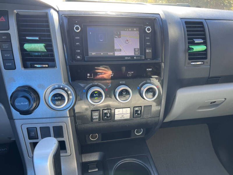 2015 Toyota Sequoia Limited