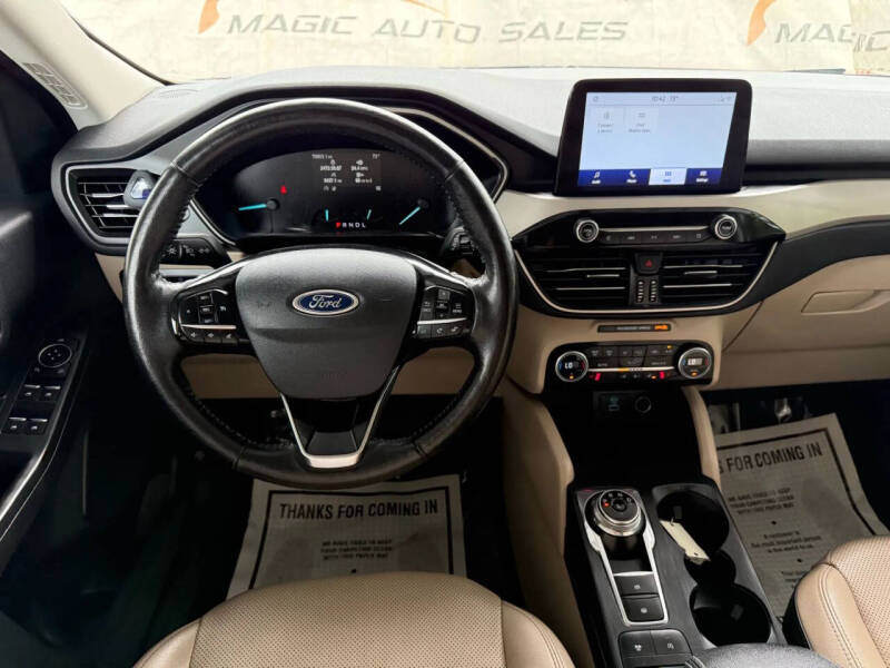 2021 Ford Escape SEL