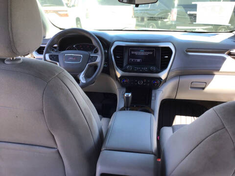 2017 GMC Acadia SLE-2