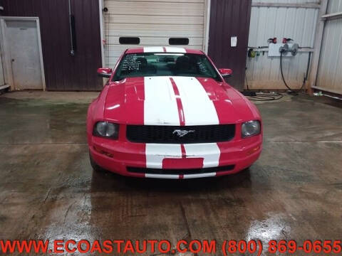 2005 Ford Mustang V6 Deluxe