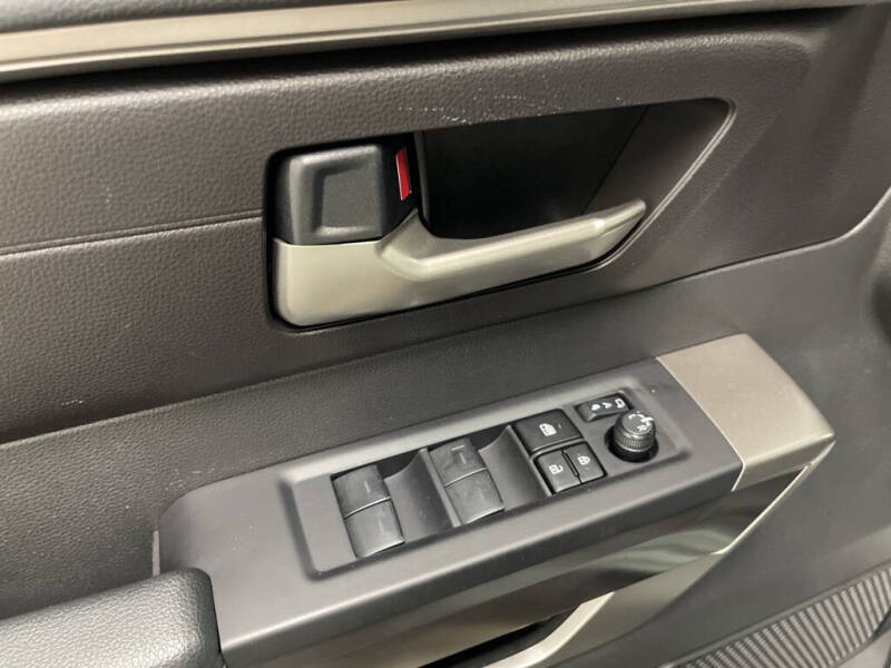 2025 Toyota Sequoia SR5