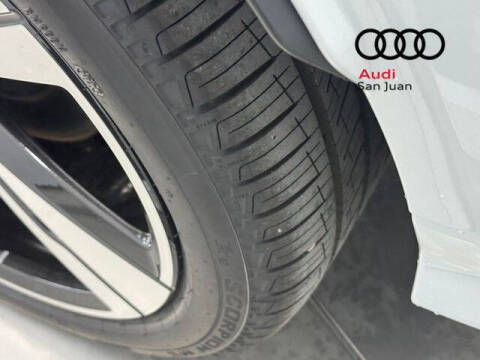 2025 Audi SQ5 quattro Premium Plus TFSI