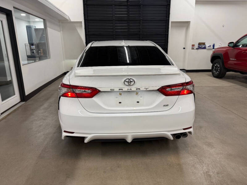 2019 Toyota Camry SE