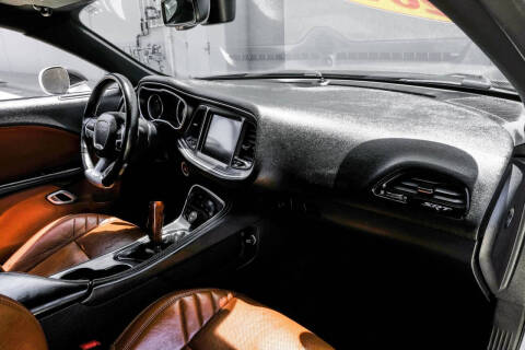 2016 Dodge Challenger SRT 392