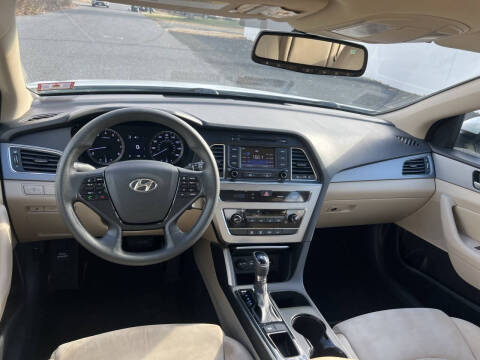 2015 Hyundai Sonata SE