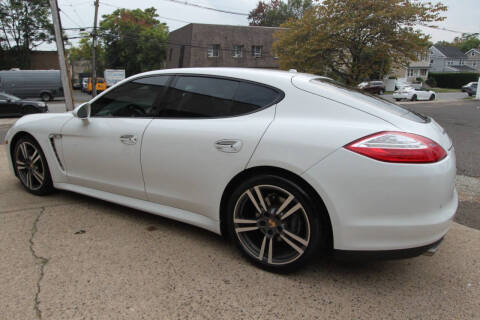 2013 Porsche Panamera 4