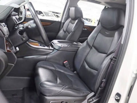 2015 Cadillac Escalade Luxury