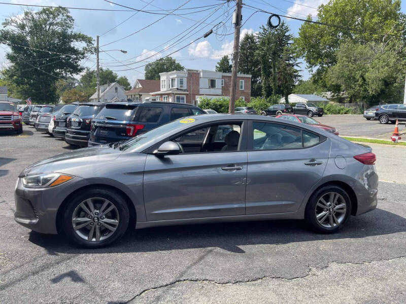 2018 Hyundai Elantra