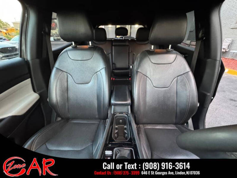 2023 Jeep Compass (Red) Edition