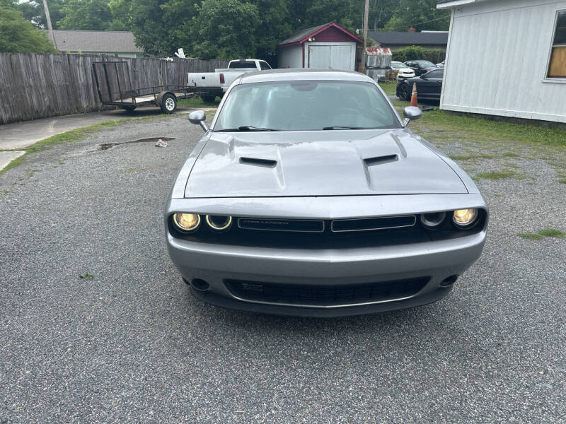 2016 Dodge Challenger SXT