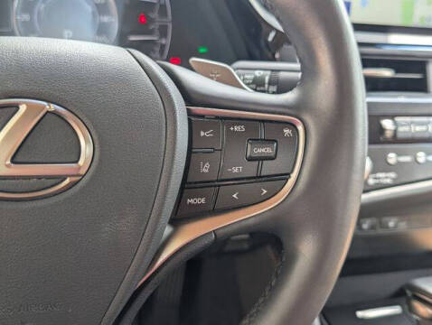2024 Lexus ES 300h