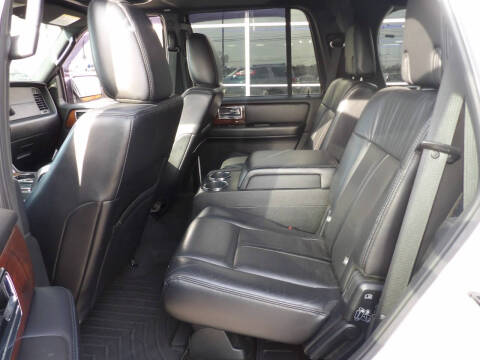 2016 Lincoln Navigator Select