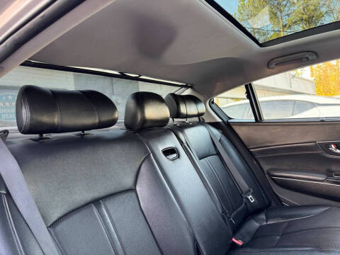 2015 Kia K900 Premium