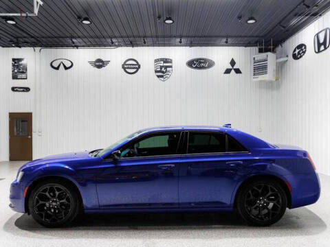 2019 Chrysler 300 Touring