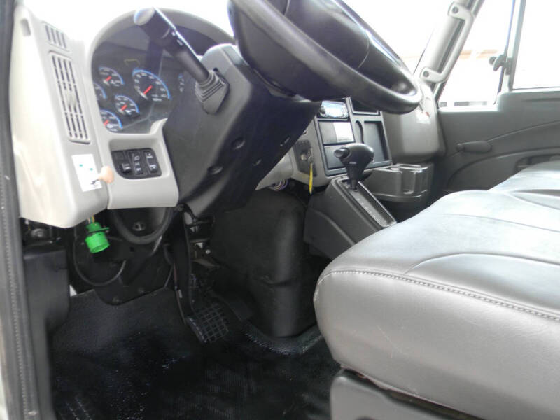 2017 International DuraStar 4300