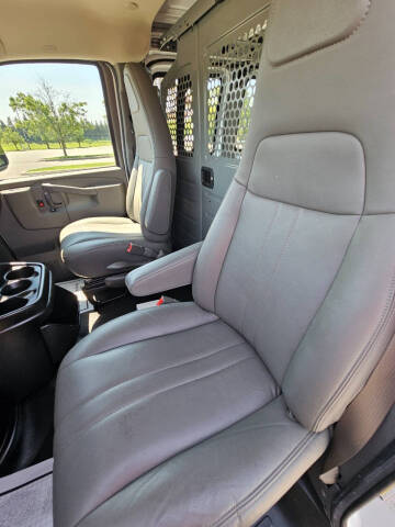 2021 Chevrolet Express 2500