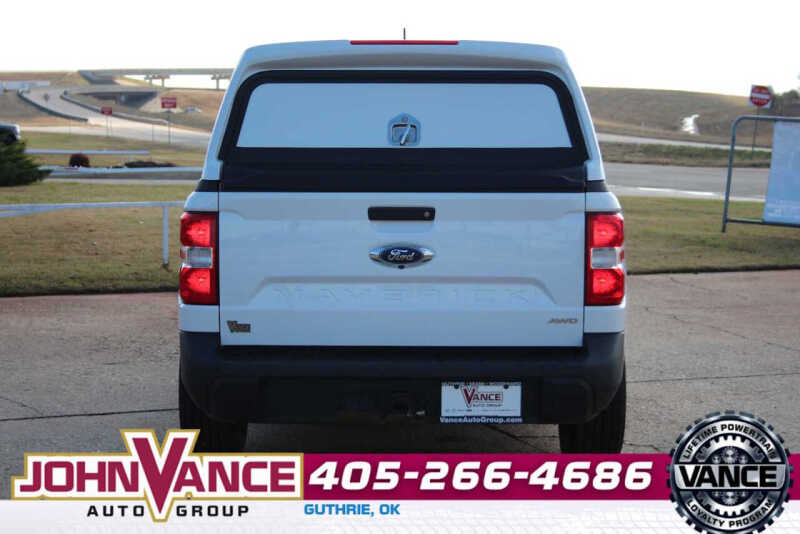 2022 Ford Maverick XL