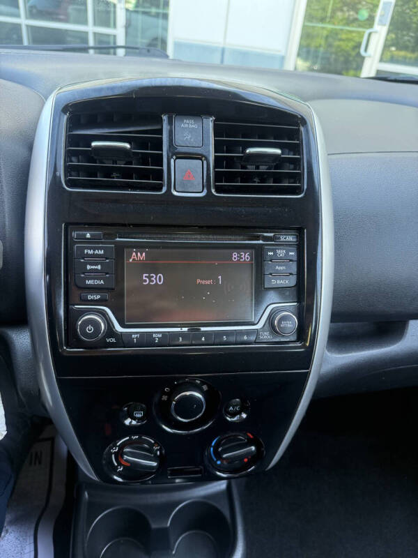 2016 Nissan Versa Note SV