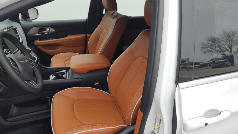 2026 Chrysler Pacifica Pinnacle